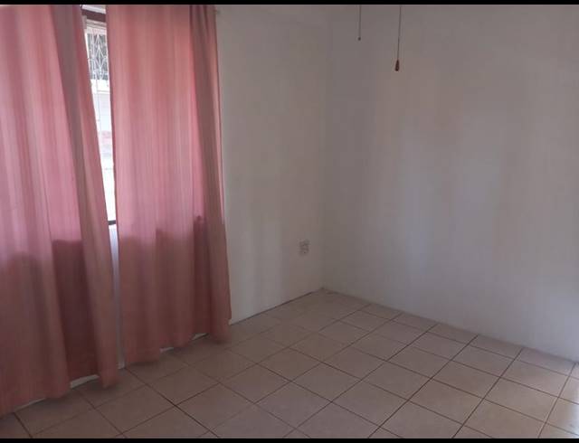 2 BEDROOM PROPERTY TO RENT IN ESCOMBE